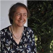 Sono madrelingua spagnolo e sono a Genova da 26 anni. 
Amo condividere la mia lingua con chi vuole conoscerla.